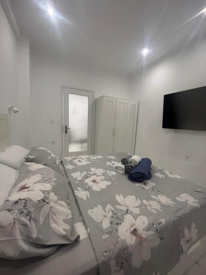 White Apartment Athen Exterior foto
