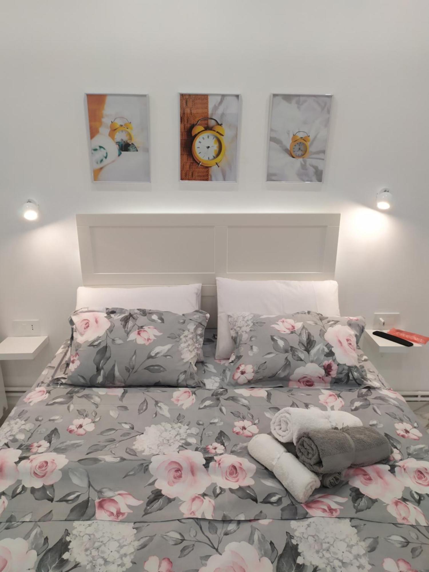 White Apartment Athen Exterior foto